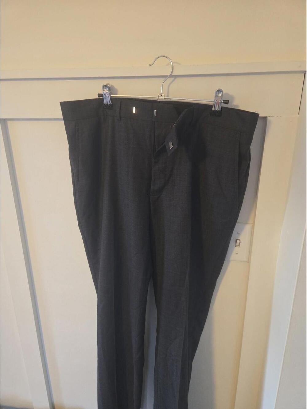 Kenneth Cole Reaction Men's Charcoal Grey Dress Pants 34x32 - Picture 4 of 5